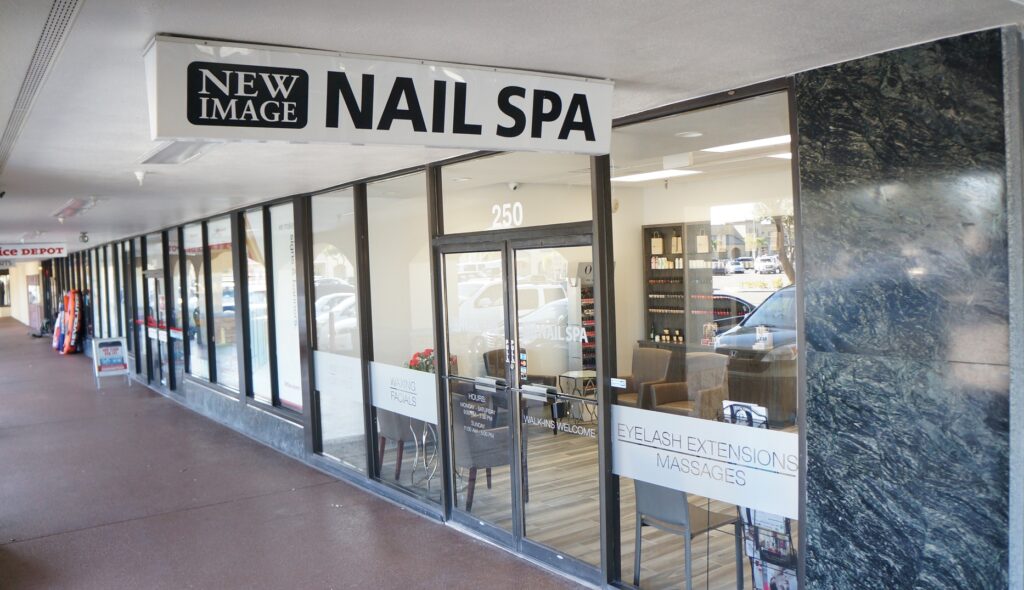 Storefront of the New Image Nail Spa in St. Petersburg, FL